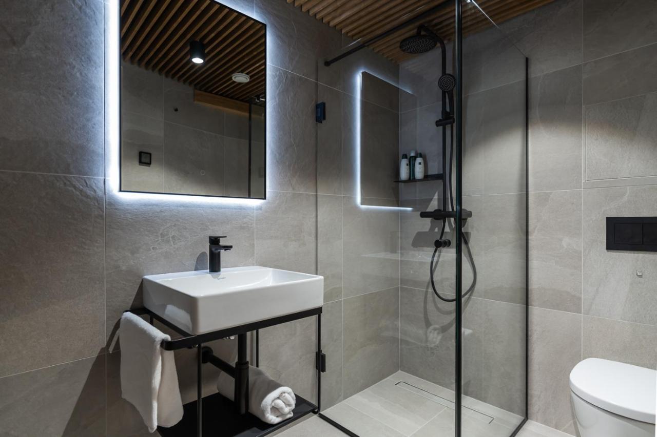 N48 Boutique Hotel Tallinn Exteriör bild